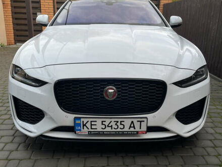 Ягуар XE 2020 в Днепре (Днепропетровске) на Automoto.ua Белый Ягуар XE, объемом двигателя 2 л и пробегом 79 тыс. км за 20500 $, фото 1 на Automoto.ua