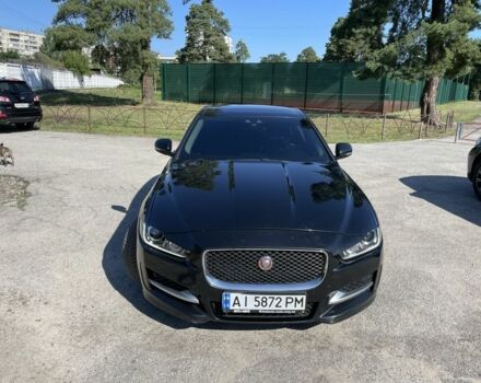Черный Ягуар XE, объемом двигателя 2 л и пробегом 150 тыс. км за 12500 $, фото 1 на Automoto.ua