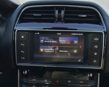 Черный Ягуар XE, объемом двигателя 2 л и пробегом 117 тыс. км за 16500 $, фото 14 на Automoto.ua