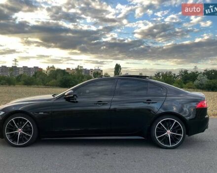 Черный Ягуар XE, объемом двигателя 2 л и пробегом 117 тыс. км за 16500 $, фото 4 на Automoto.ua
