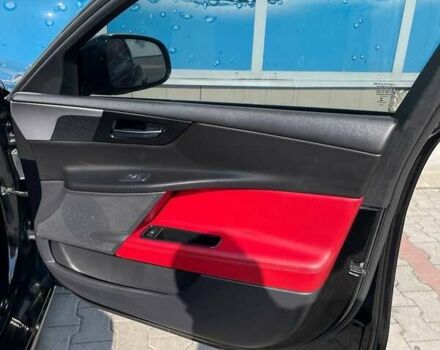 Черный Ягуар XE, объемом двигателя 2 л и пробегом 117 тыс. км за 16500 $, фото 13 на Automoto.ua