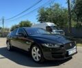 Черный Ягуар XE, объемом двигателя 2 л и пробегом 167 тыс. км за 13000 $, фото 1 на Automoto.ua