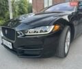 Черный Ягуар XE, объемом двигателя 2 л и пробегом 90 тыс. км за 18100 $, фото 2 на Automoto.ua