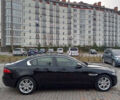 Черный Ягуар XE, объемом двигателя 2 л и пробегом 15 тыс. км за 17300 $, фото 4 на Automoto.ua