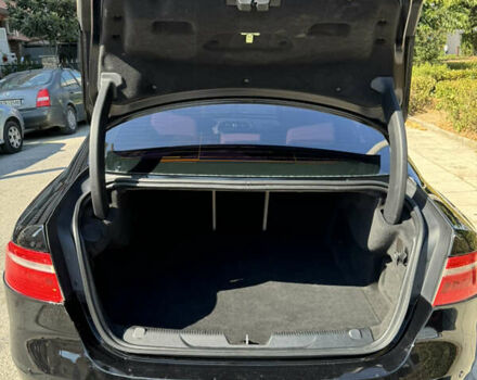 Чорний Ягуар XE, об'ємом двигуна 2 л та пробігом 131 тис. км за 15500 $, фото 15 на Automoto.ua