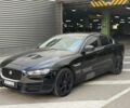 Черный Ягуар XE, объемом двигателя 2 л и пробегом 188 тыс. км за 10000 $, фото 1 на Automoto.ua