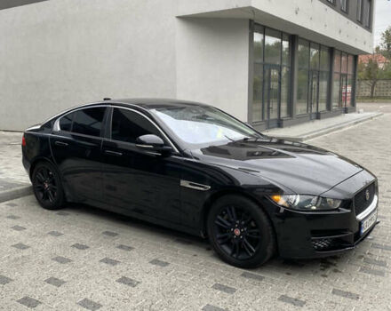 Черный Ягуар XE, объемом двигателя 2 л и пробегом 141 тыс. км за 14800 $, фото 8 на Automoto.ua