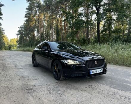 Черный Ягуар XE, объемом двигателя 2 л и пробегом 120 тыс. км за 12000 $, фото 2 на Automoto.ua