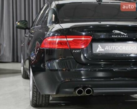 Чорний Ягуар XE, об'ємом двигуна 2 л та пробігом 104 тис. км за 15500 $, фото 7 на Automoto.ua
