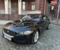 Черный Ягуар XE, объемом двигателя 2 л и пробегом 160 тыс. км за 9700 $, фото 1 на Automoto.ua