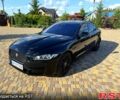 Черный Ягуар XE, объемом двигателя 2 л и пробегом 130 тыс. км за 17999 $, фото 1 на Automoto.ua
