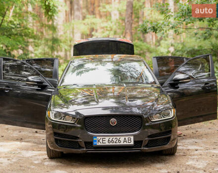 Чорний Ягуар XE, об'ємом двигуна 3 л та пробігом 81 тис. км за 23000 $, фото 18 на Automoto.ua