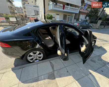 Чорний Ягуар XE, об'ємом двигуна 2 л та пробігом 131 тис. км за 15500 $, фото 3 на Automoto.ua