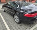 Черный Ягуар XE, объемом двигателя 2 л и пробегом 251 тыс. км за 9800 $, фото 8 на Automoto.ua