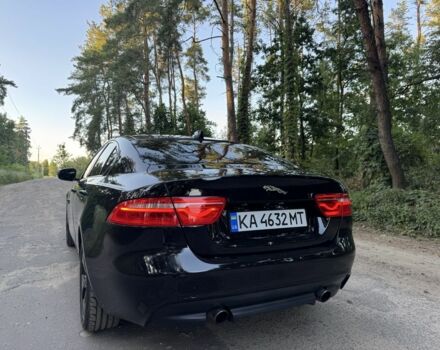 Черный Ягуар XE, объемом двигателя 2 л и пробегом 120 тыс. км за 12000 $, фото 8 на Automoto.ua