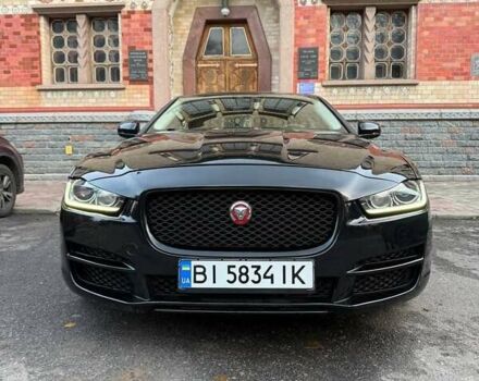 Черный Ягуар XE, объемом двигателя 2 л и пробегом 134 тыс. км за 14900 $, фото 2 на Automoto.ua