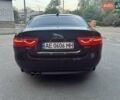 Черный Ягуар XE, объемом двигателя 2 л и пробегом 90 тыс. км за 18100 $, фото 5 на Automoto.ua