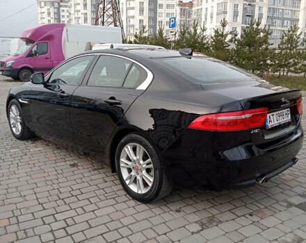 Черный Ягуар XE, объемом двигателя 2 л и пробегом 15 тыс. км за 17300 $, фото 2 на Automoto.ua