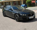 Черный Ягуар XE, объемом двигателя 2 л и пробегом 142 тыс. км за 12900 $, фото 1 на Automoto.ua