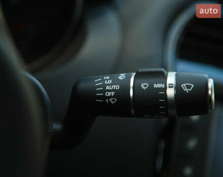 Черный Ягуар XE, объемом двигателя 2 л и пробегом 128 тыс. км за 16500 $, фото 21 на Automoto.ua