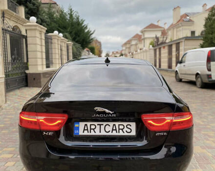 Черный Ягуар XE, объемом двигателя 2 л и пробегом 113 тыс. км за 11999 $, фото 14 на Automoto.ua