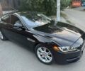Черный Ягуар XE, объемом двигателя 2 л и пробегом 90 тыс. км за 18100 $, фото 3 на Automoto.ua