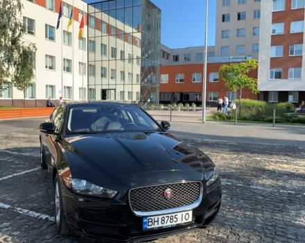 Черный Ягуар XE, объемом двигателя 2 л и пробегом 58 тыс. км за 27500 $, фото 24 на Automoto.ua