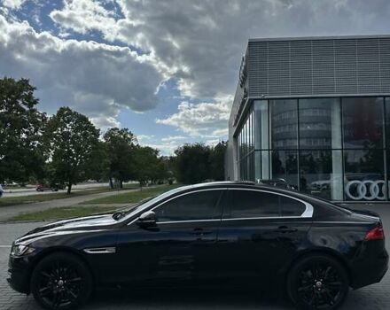 Черный Ягуар XE, объемом двигателя 2 л и пробегом 56 тыс. км за 18500 $, фото 13 на Automoto.ua