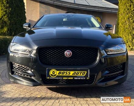 Черный Ягуар XE, объемом двигателя 2 л и пробегом 132 тыс. км за 16500 $, фото 1 на Automoto.ua