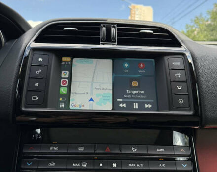 Черный Ягуар XE, объемом двигателя 2 л и пробегом 78 тыс. км за 16900 $, фото 20 на Automoto.ua