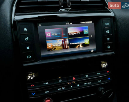 Черный Ягуар XE, объемом двигателя 2 л и пробегом 139 тыс. км за 14000 $, фото 24 на Automoto.ua