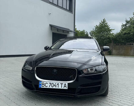 Черный Ягуар XE, объемом двигателя 2 л и пробегом 88 тыс. км за 18001 $, фото 1 на Automoto.ua