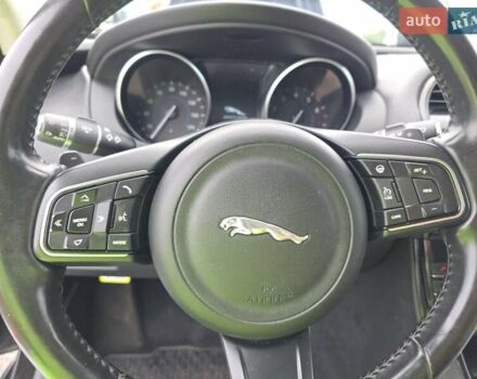 Чорний Ягуар XE, об'ємом двигуна 3 л та пробігом 107 тис. км за 10500 $, фото 12 на Automoto.ua