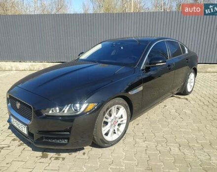Черный Ягуар XE, объемом двигателя 2 л и пробегом 137 тыс. км за 15800 $, фото 1 на Automoto.ua
