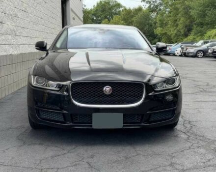 Черный Ягуар XE, объемом двигателя 0 л и пробегом 95 тыс. км за 3500 $, фото 1 на Automoto.ua