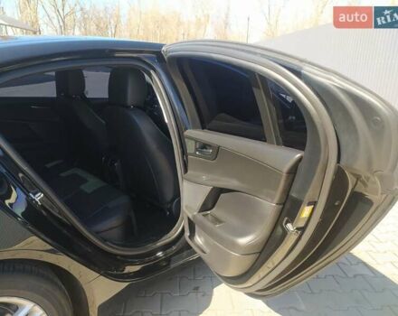 Черный Ягуар XE, объемом двигателя 2 л и пробегом 137 тыс. км за 15800 $, фото 18 на Automoto.ua