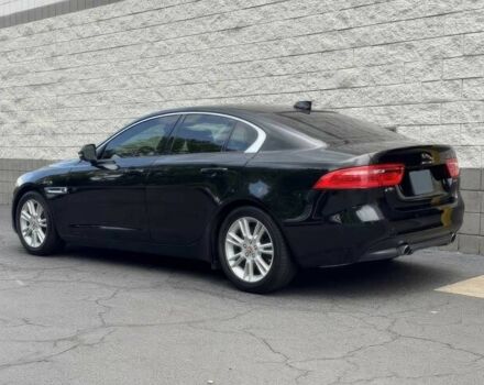 Черный Ягуар XE, объемом двигателя 0 л и пробегом 95 тыс. км за 3500 $, фото 3 на Automoto.ua
