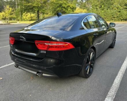 Чорний Ягуар XE, об'ємом двигуна 3 л та пробігом 66 тис. км за 13100 $, фото 4 на Automoto.ua