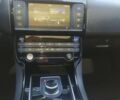 Черный Ягуар XE, объемом двигателя 2 л и пробегом 137 тыс. км за 15800 $, фото 13 на Automoto.ua