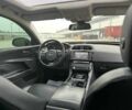 Черный Ягуар XE, объемом двигателя 2 л и пробегом 58 тыс. км за 3100 $, фото 10 на Automoto.ua