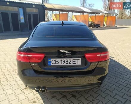 Черный Ягуар XE, объемом двигателя 2 л и пробегом 137 тыс. км за 15800 $, фото 3 на Automoto.ua
