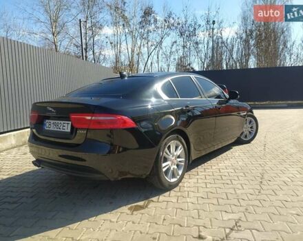Черный Ягуар XE, объемом двигателя 2 л и пробегом 137 тыс. км за 15800 $, фото 8 на Automoto.ua