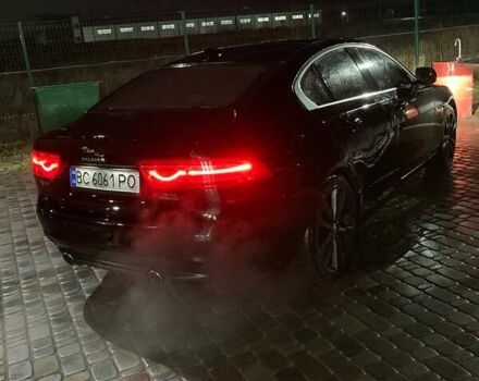 Черный Ягуар XE, объемом двигателя 2 л и пробегом 83 тыс. км за 25899 $, фото 9 на Automoto.ua