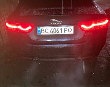 Черный Ягуар XE, объемом двигателя 2 л и пробегом 83 тыс. км за 25899 $, фото 11 на Automoto.ua