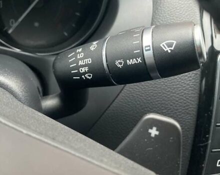 Черный Ягуар XE, объемом двигателя 2 л и пробегом 83 тыс. км за 25899 $, фото 18 на Automoto.ua