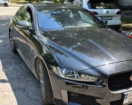 Черный Ягуар XE, объемом двигателя 2 л и пробегом 48 тыс. км за 25000 $, фото 10 на Automoto.ua