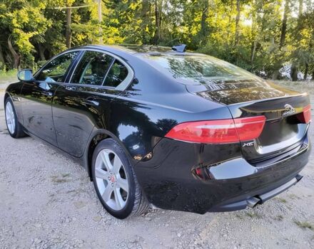 Чорний Ягуар XE, об'ємом двигуна 2 л та пробігом 49 тис. км за 6900 $, фото 5 на Automoto.ua