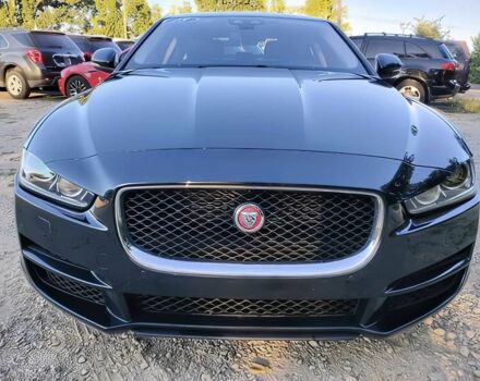 Чорний Ягуар XE, об'ємом двигуна 2 л та пробігом 49 тис. км за 6900 $, фото 1 на Automoto.ua