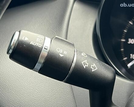 Чорний Ягуар XE, об'ємом двигуна 2 л та пробігом 109 тис. км за 17490 $, фото 20 на Automoto.ua