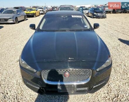 Черный Ягуар XE, объемом двигателя 2 л и пробегом 146 тыс. км за 3600 $, фото 1 на Automoto.ua